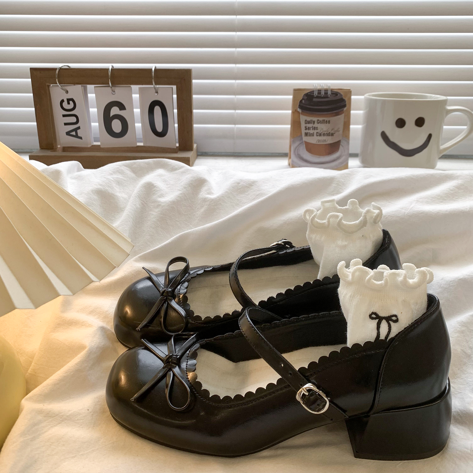 French bow Thick heel Mary Jane Single shoes female 2025 summer The new Word for word Ballet Thick heel high-heeled shoes