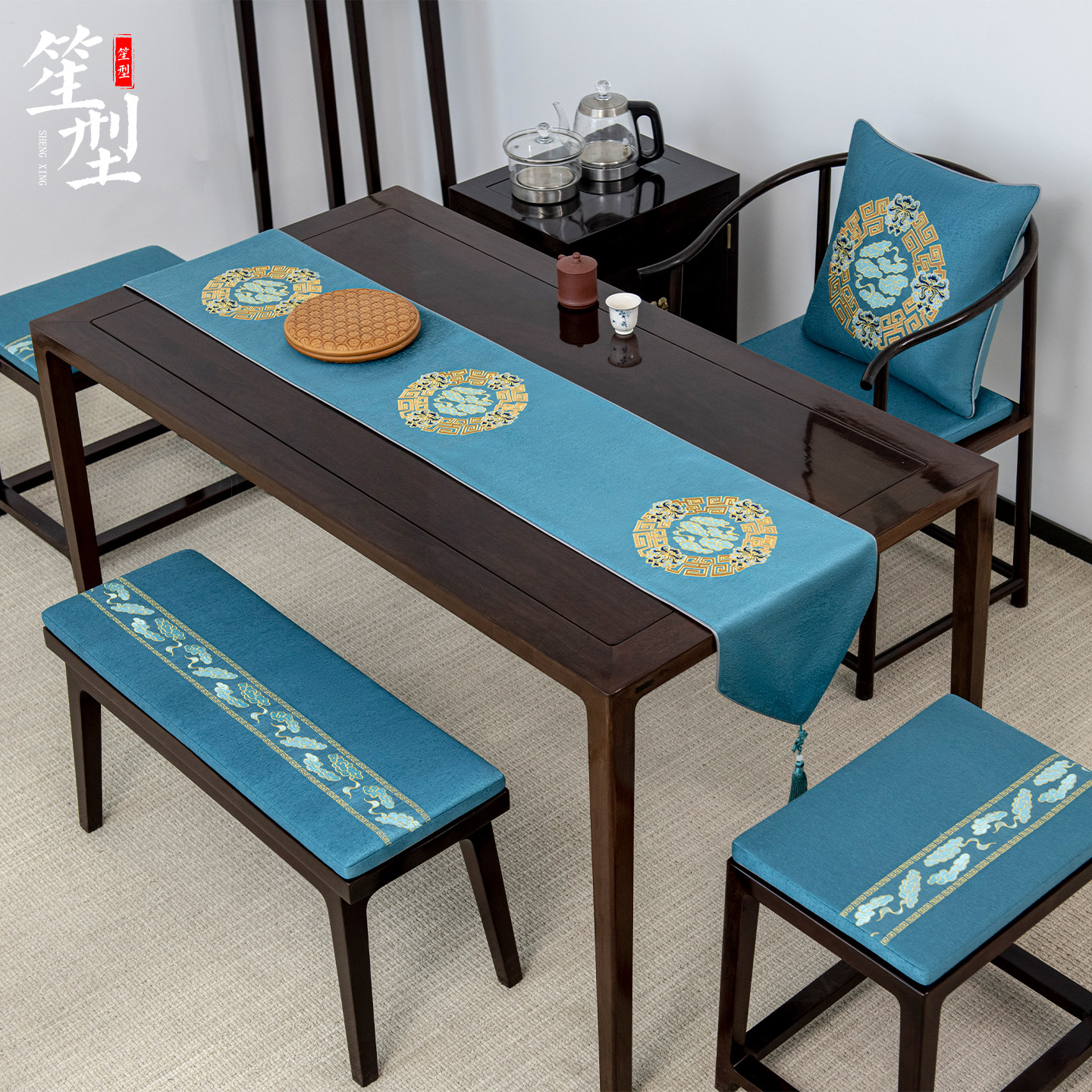 新中式高端餐椅茶椅垫古典绣花座垫长凳沙发垫子刺绣靠枕桌旗定制