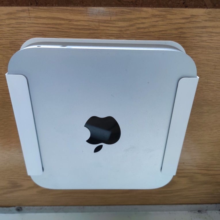 适用Mac mini壁挂支架苹果MacMini M1 M2 2023主机墙面金属保护套