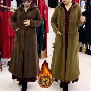 妈妈秋冬新款加绒雪尼尔大衣宽松盘扣中老年高个子女加厚连帽外套