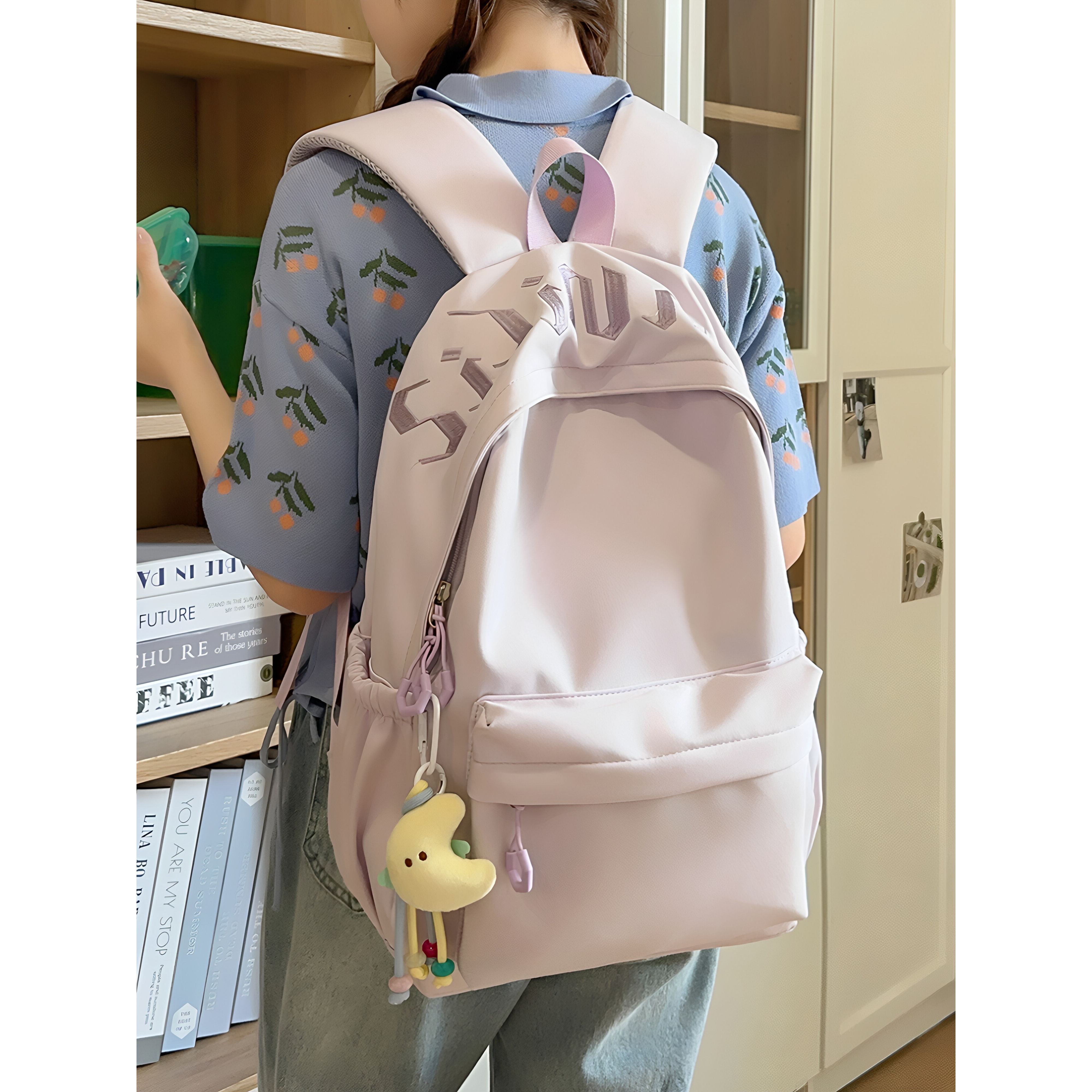 潮牌大容量双肩包女森系字