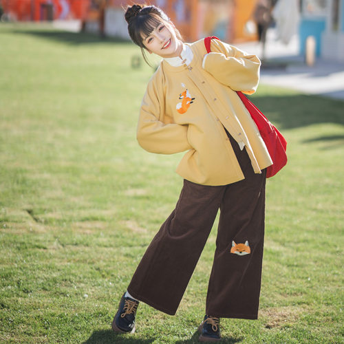 明制秋冬汉服外套刺绣圆领袄