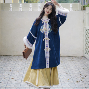 花朝记｜松雪｜明制唐制汉服元素圆领袄大衣交窬裙毛绒牛角扣绣花