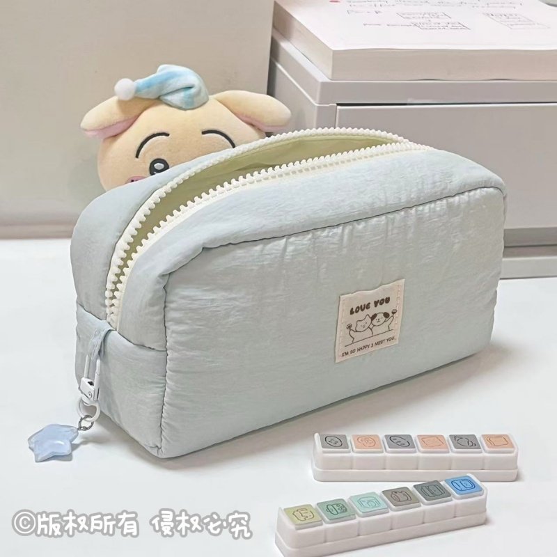 简约蓝色纯色系奶油小方墩墩包笔袋可用作化妆包2026新款超火初高中生女生ins高颜值大容量多隔层文具袋,文具电教/文化用品/商务用品,笔袋,淘宝优惠券,粉丝福利购,淘宝优惠卷