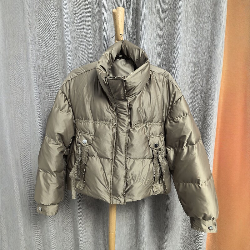 高级感超好看短款羽绒服女2025新款时尚洋气时髦带帽小个子欧美款