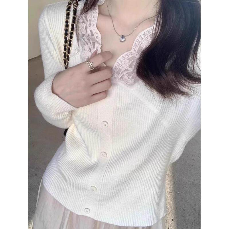 2026秋冬新款法式温柔风蕾丝花边v领针织打底衫女修身内搭短上衣,女鞋,帆布鞋,淘宝优惠券,粉丝福利购,淘宝优惠卷