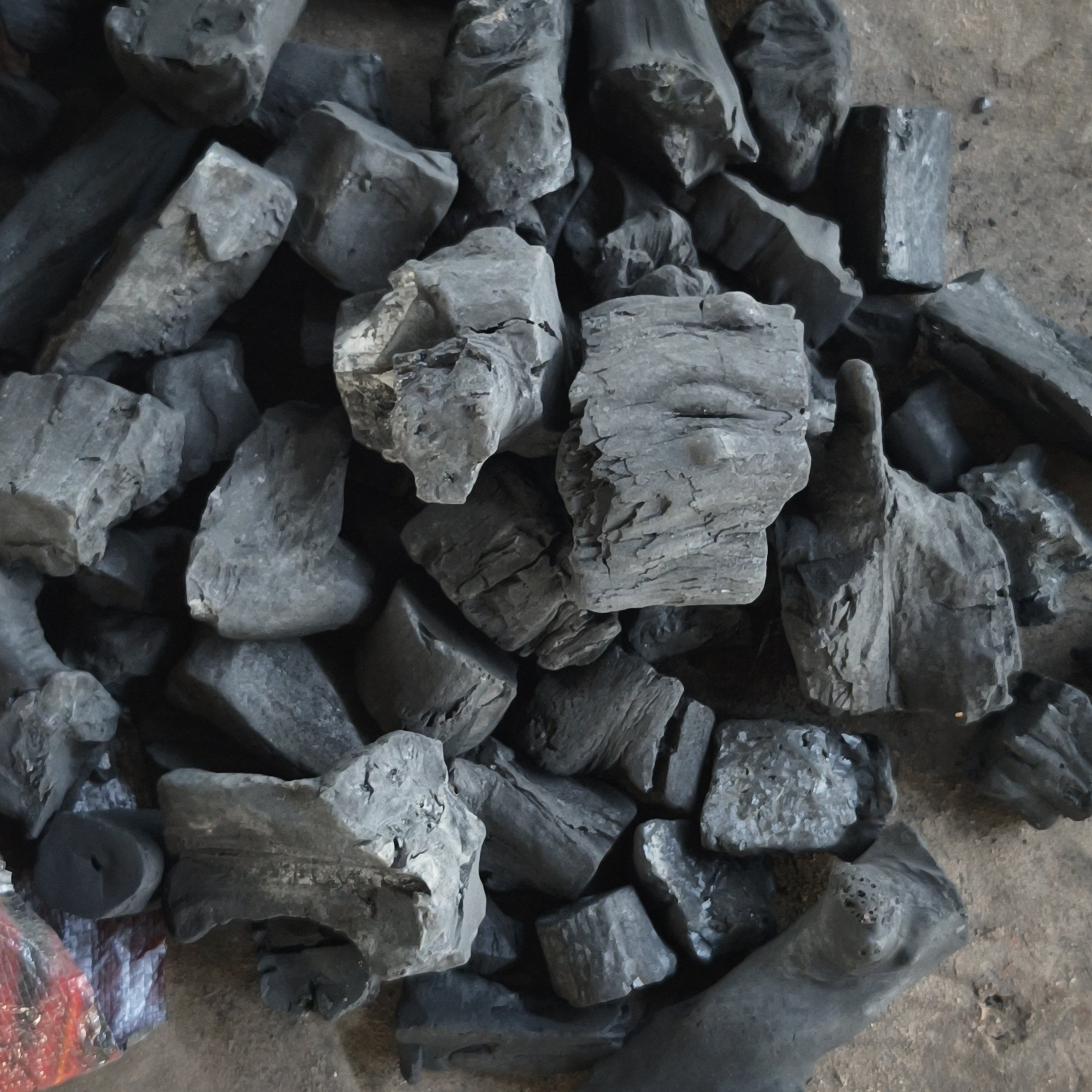 咖啡炭烧烤木炭烤肉串滴油不起火烧烤店专用炭高温无烟无味回火快,厨房/烹饪用具,烧烤炭,淘宝优惠券,粉丝福利购,淘宝优惠卷