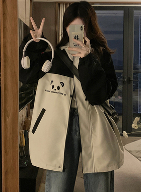 学院风可爱熊猫冲锋衣女春秋2024新款甜美小个子宽松休闲连帽外套