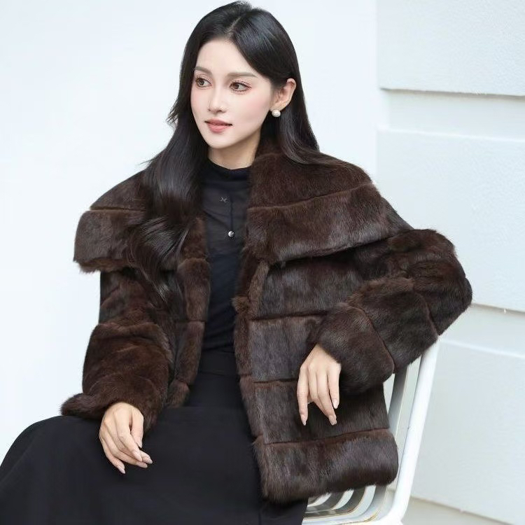 一善雷卡萨斯兔毛大翻领韩系慵懒百搭兔毛皮草含100兔毛HXU8899