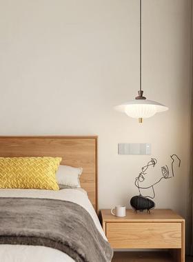 Creamy wind with a large orbital grid restaurant chandelier