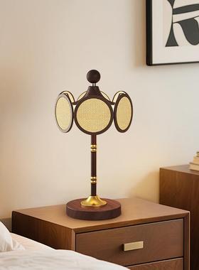 The owner of SONG Dae-meis old-fashioned bedroom clothed pl