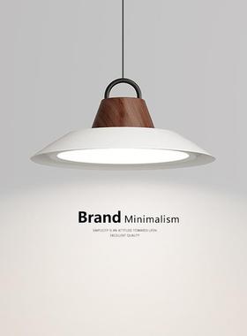 The Silent Wind Fishermans chandeliers old-fashioned bar-r