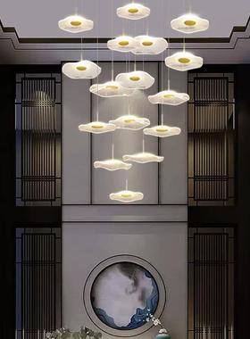 Rotating long chandeliers at Lofts apartment.