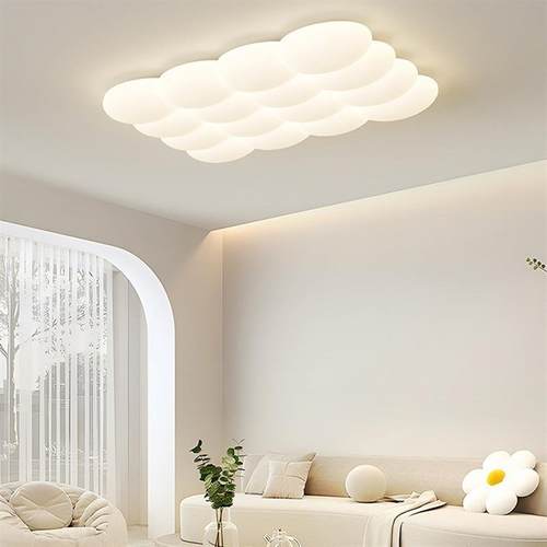 The main bedroom light-breathing cream wind 2025 is a new ap