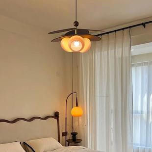 Restaurant chan full Wind Middle the chandelier The