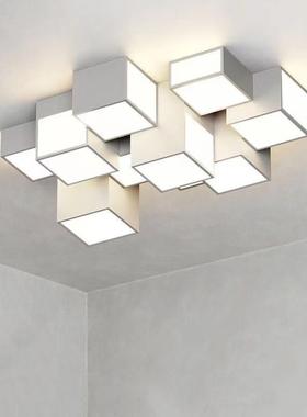 Inventive geometric living room absorbs a Northern Fashion-F