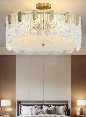 The French crystal-smoking toplight hall, modern light-light