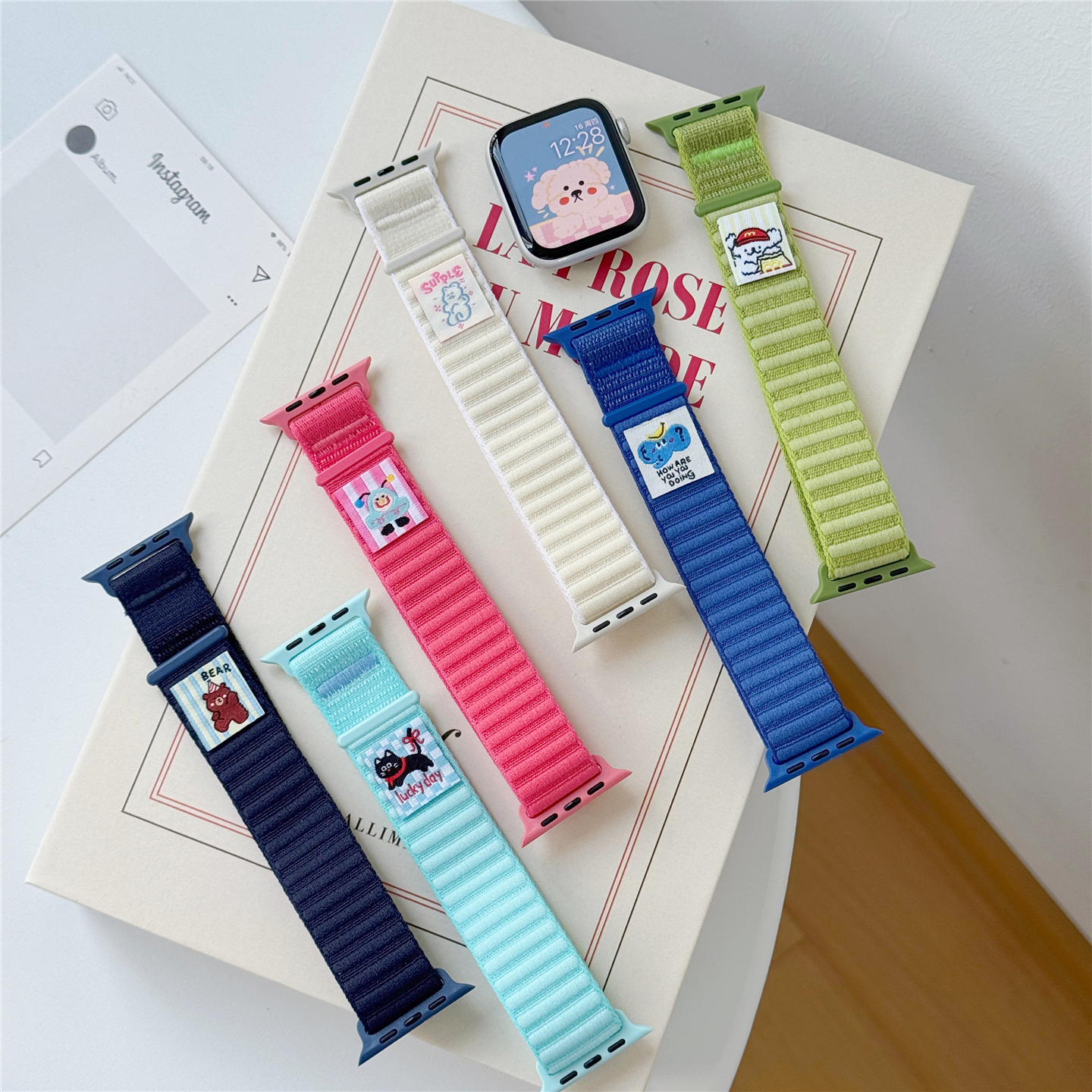 适用applewatch10苹果S11表带S9手表iwatch新款S10可爱小动物S8魔术贴7编织6卡通se3简约ultra可爱series男女