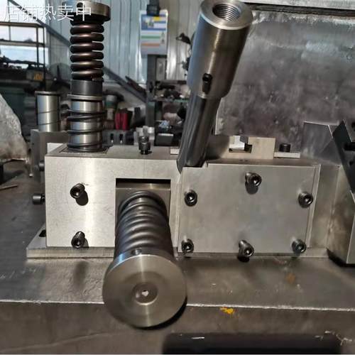 长期供应角钢冲孔生产线模具配件齐全源头厂家