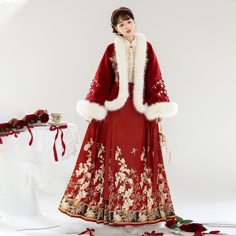 妃亦坊山茶梅涧明制汉服套装