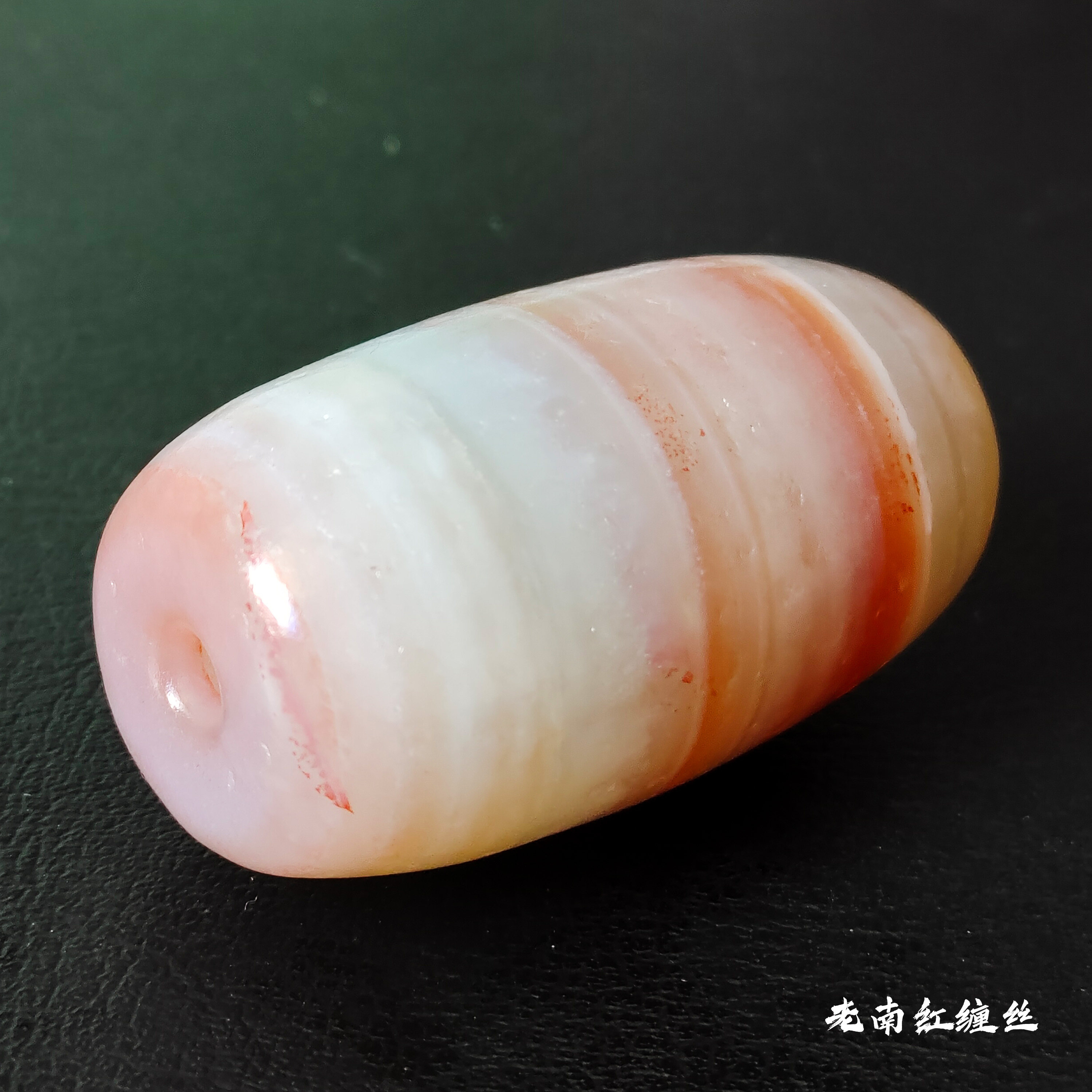 藏传原矿天然老南红缠丝玛瑙大勒子锁骨链腰缠万贯手把件50.28mm