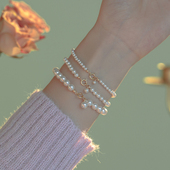 经典 高级感叠戴 奶油白baby珠强光泽正圆施家珍珠手链气质百搭新款