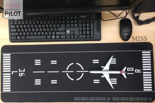 超大鼠标垫飞机跑道飞机停机坪民航机场场景沙盘模型创意礼品摆件