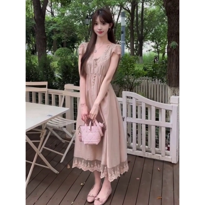 初恋感收腰显瘦蕾丝中长连衣裙