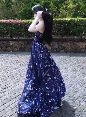 清冷感文艺海边漫步 连衣裙露背收腰印花长裙显瘦度假仙气飘飘