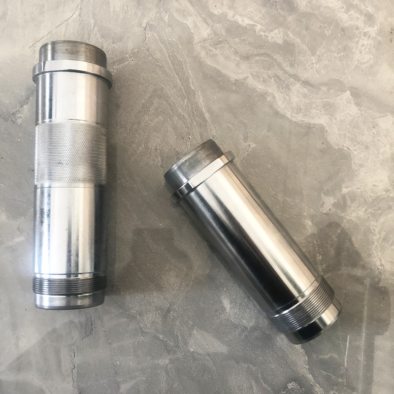 长江高压无气喷涂机涂料缸配件6C