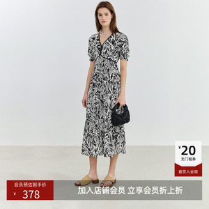 LILY新款女装设计感时尚印花高腰款A字连衣裙