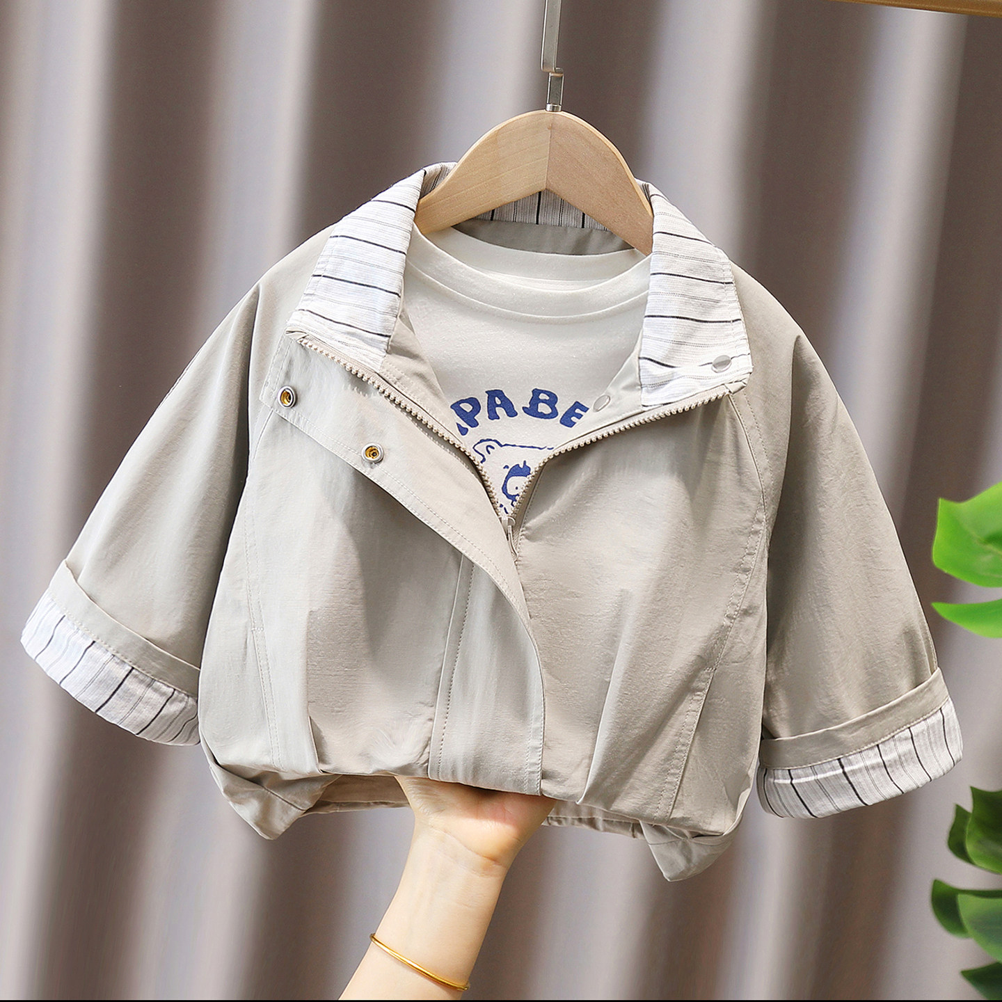 小童时髦拼格子翻领外套男女童2026春秋装宝宝休闲上衣儿童夹克衫,童装/婴儿装/亲子装,普通外套,淘宝优惠券,粉丝福利购,淘宝优惠卷