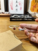 925纯银 泰国手工纯银手镯 百搭 一颗朱砂痣 大只不闲