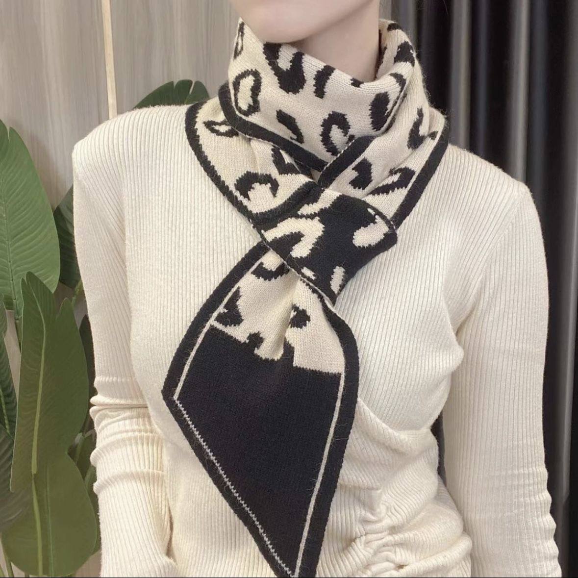 针织豹纹小围巾女士秋冬韩版百搭ins潮加厚保暖围脖护颈脖套领巾