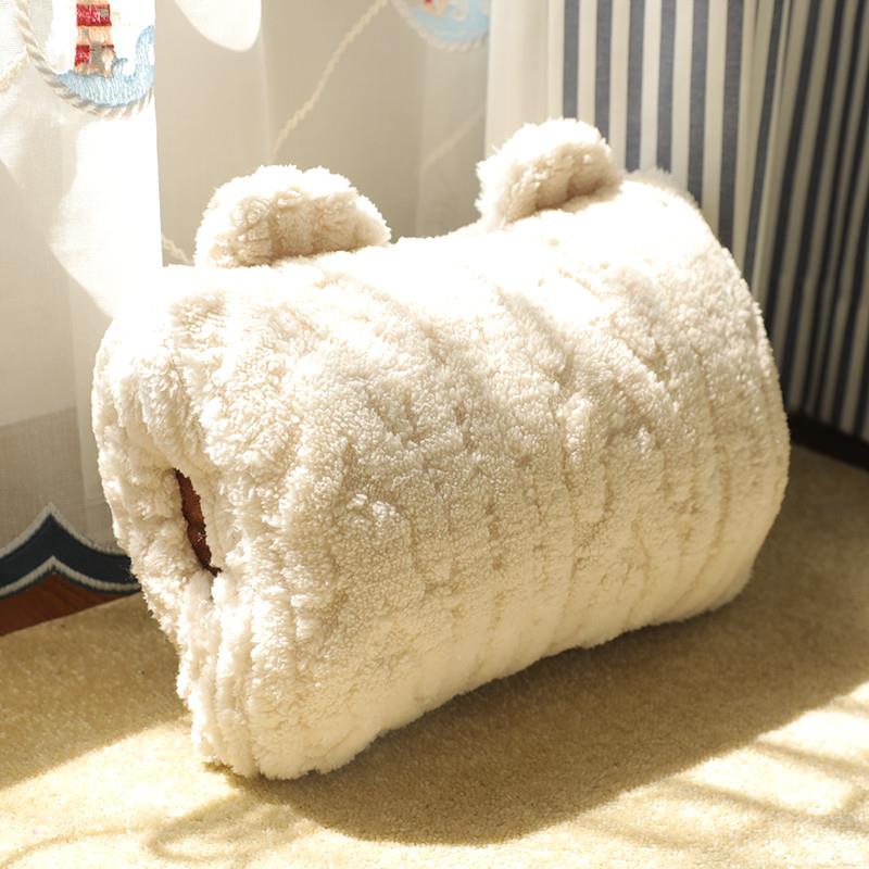 韩式暖手抱枕毛绒可插手办公室午睡小枕头学生宿舍毛绒手捂冬天女