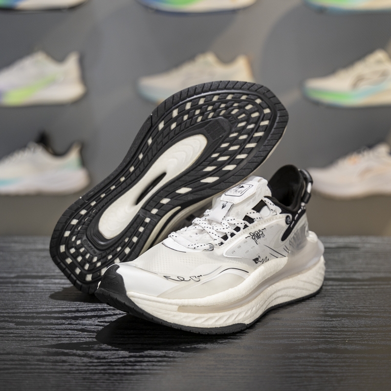 李宁透气女子系带休闲鞋