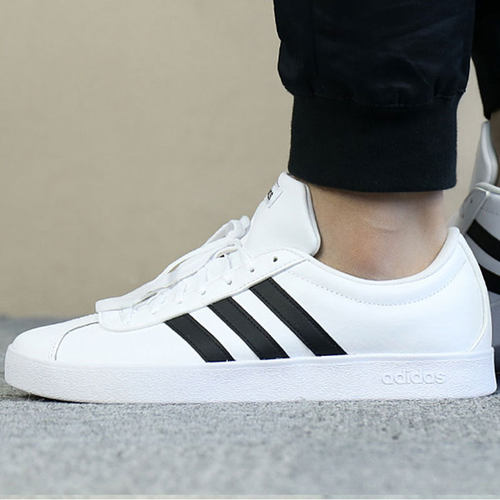 阿迪达斯正品运动小白鞋Adidas
