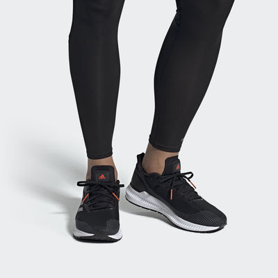 阿迪达斯SOLARBLAZE男女跑步鞋