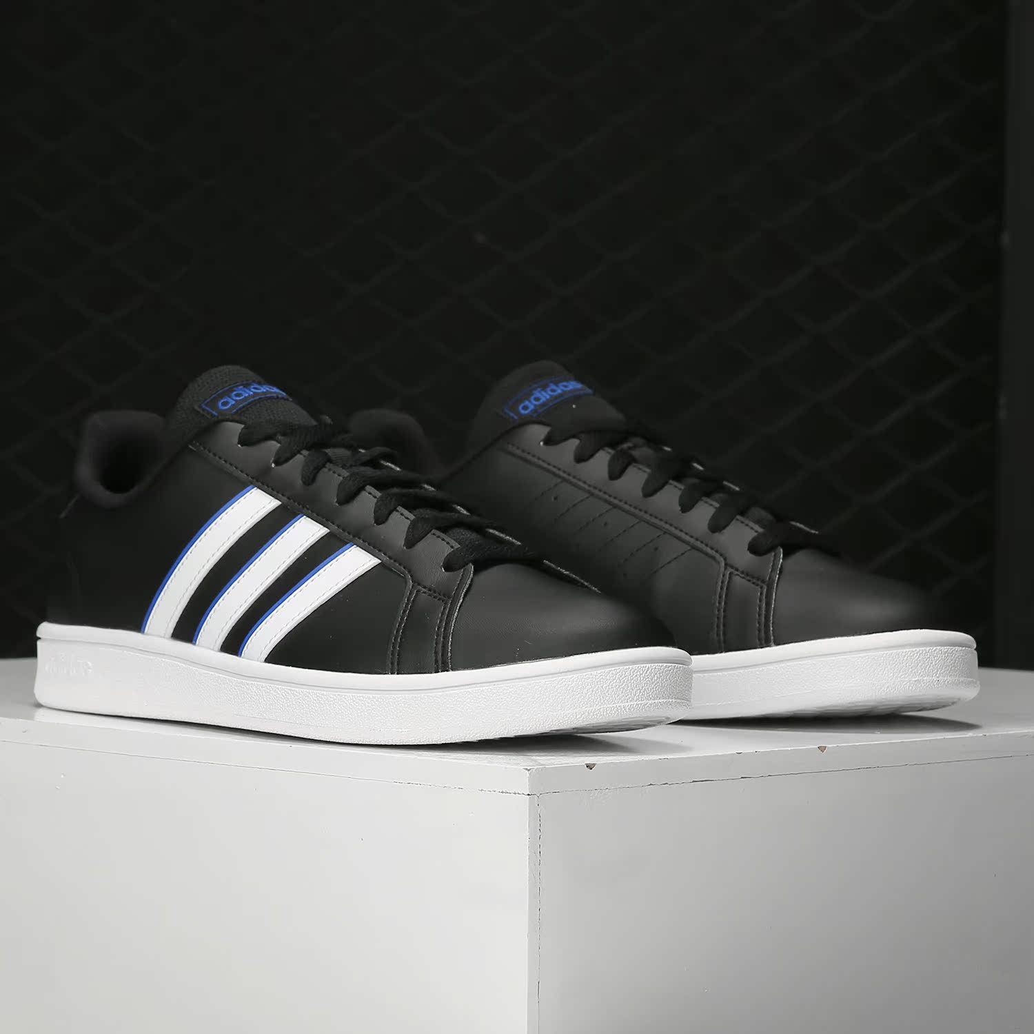 板鞋Adidas/阿迪达斯正品三叶草