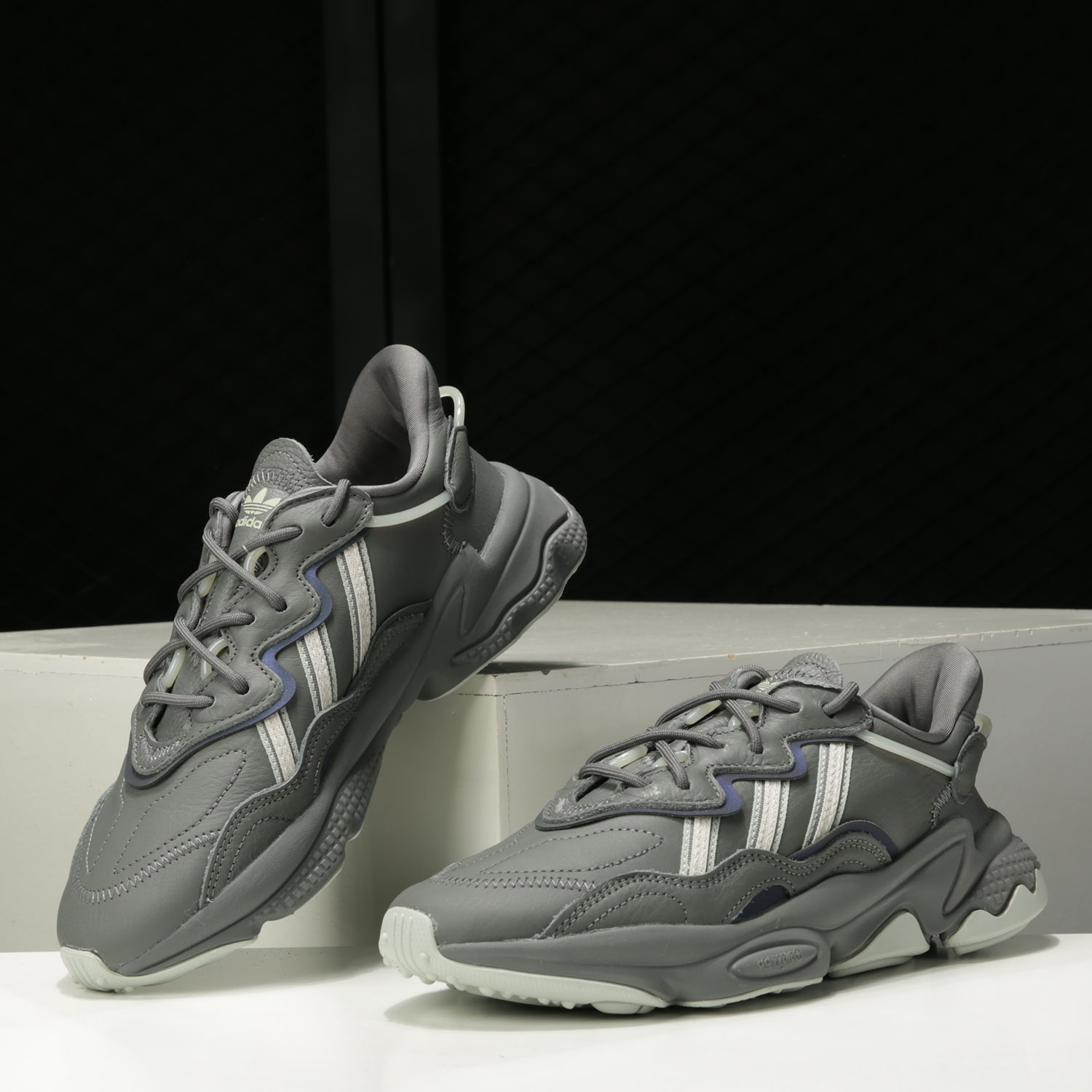 Adidas/阿迪达斯女子运动休闲鞋