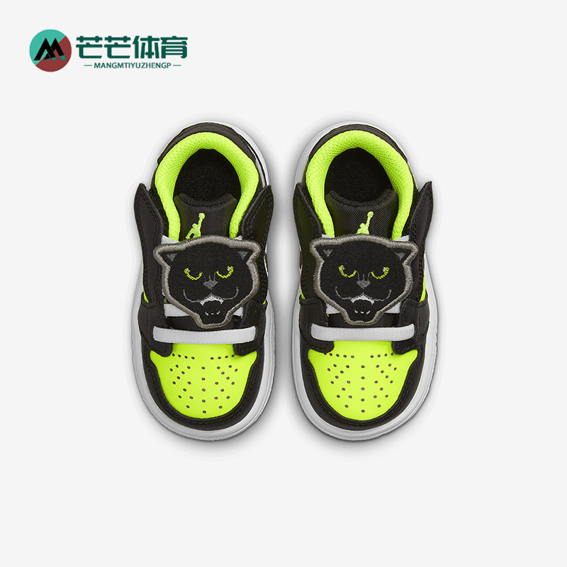 耐克小童舒适运动休闲鞋