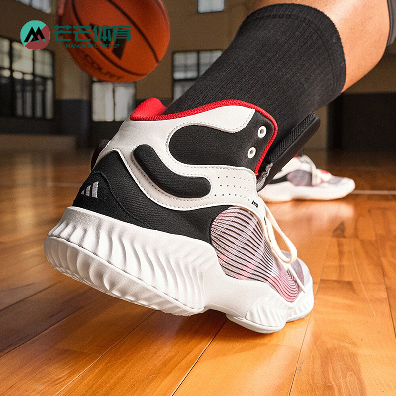 阿迪达斯男士实战篮球鞋