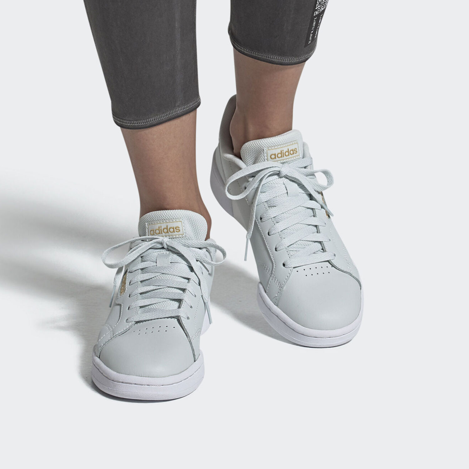 阿迪达斯正品男女板鞋