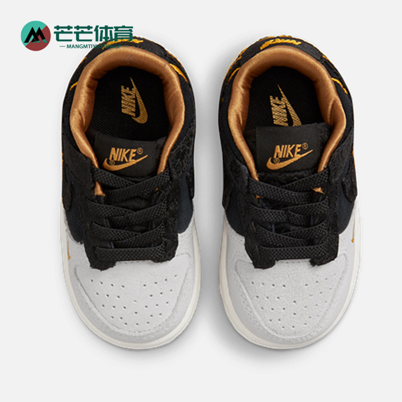 耐克小童低帮运动休闲鞋