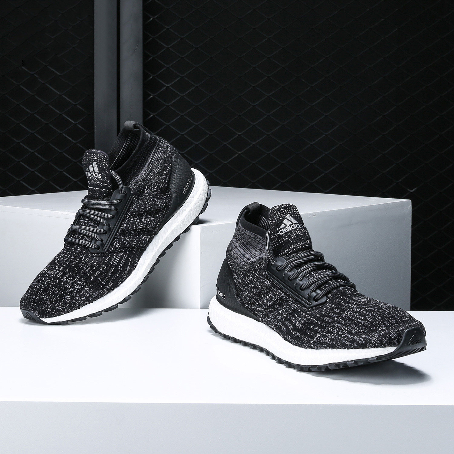 Adidas/阿迪达斯正品 Ultra Boost Terrain 男子套袜跑步鞋BB6128