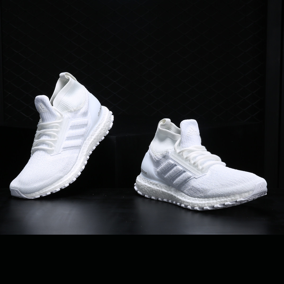 Adidas/阿迪达斯正品新款UltraBoost 休闲运动男子跑步鞋BB6131