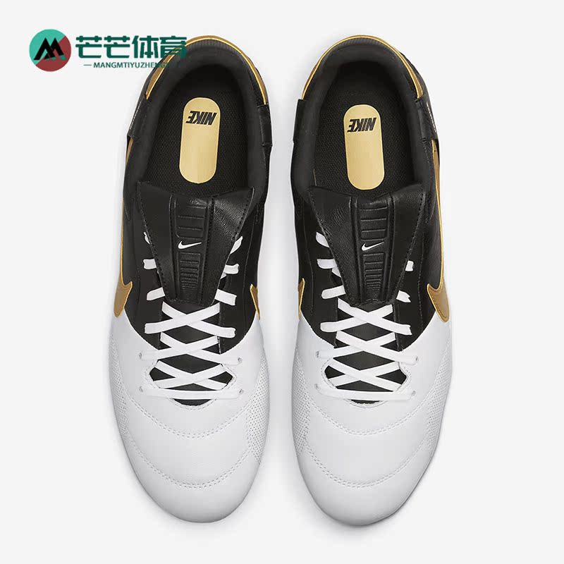 耐克男子舒适运动足球鞋