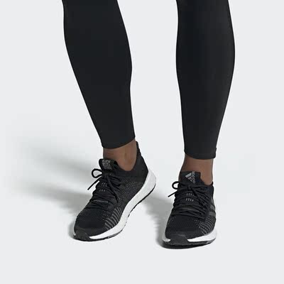 Adidas/阿迪达斯男子跑步运动鞋