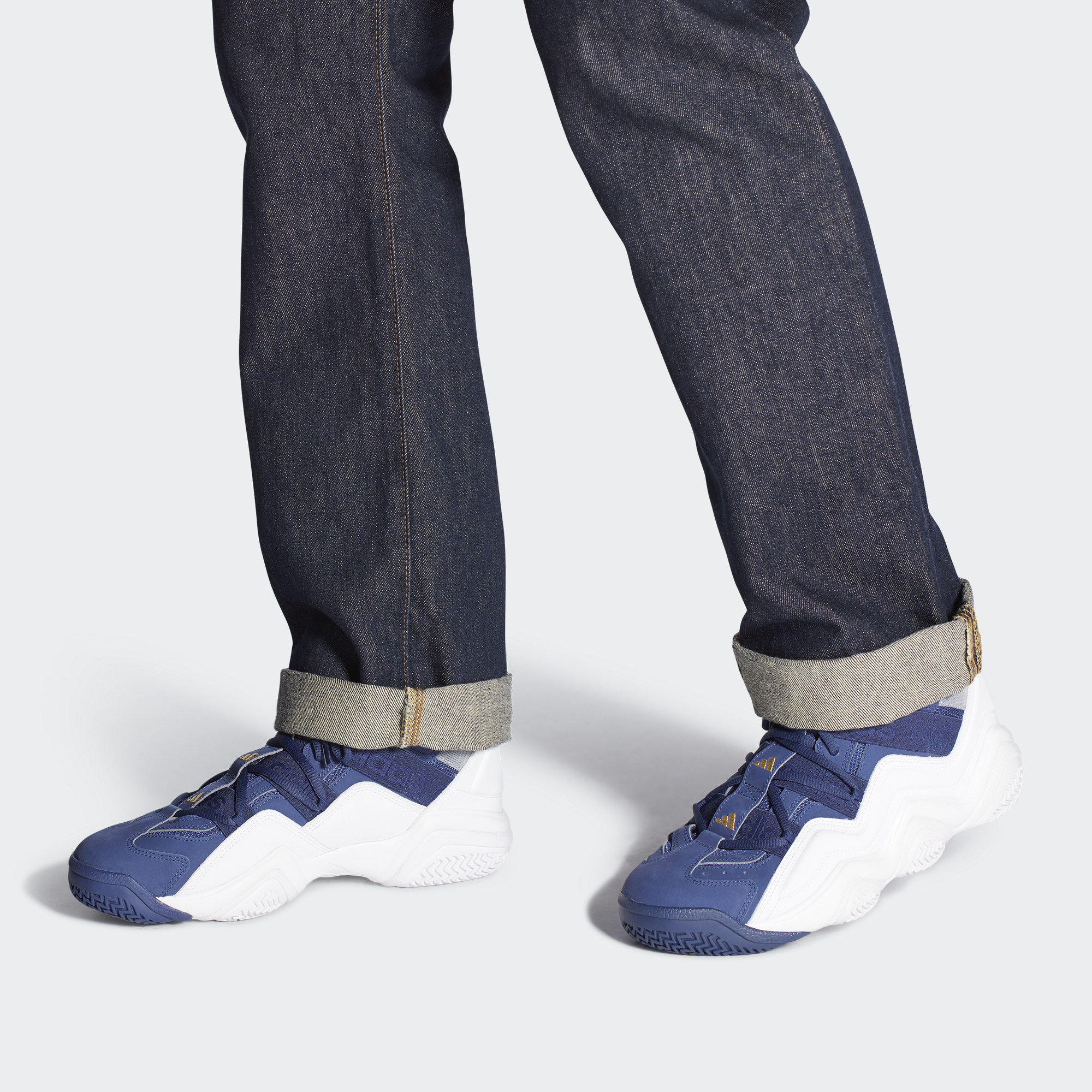 Adidas/阿迪达斯正品 2000科比Kobe元年天足篮球鞋FW1228