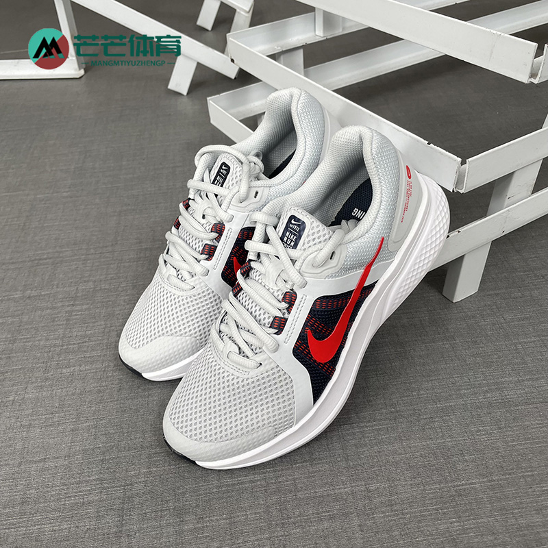 Nike/耐克男低帮减震运动跑步鞋